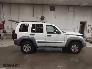 2006 Jeep Liberty Sport with VIN 1J4GL48546W134202, listed as a IAAI auction lot 41196043 with 172,932 mi miles. Bid and sale history available at carsss.com. Image 13.