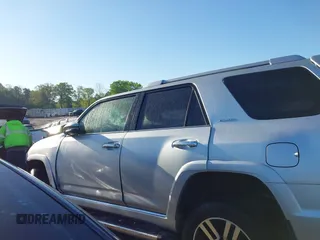 2015 Toyota 4Runner Limited with VIN JTEBU5JR8F5268924, listed as a IAAI auction lot 41984116 with 84,737 mi miles and . Bid and sale history available at carsss.com. Image 14.