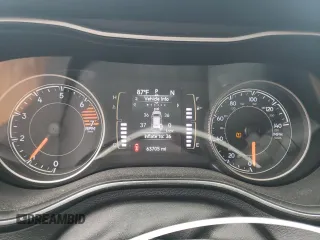 2019 Jeep Cherokee Latitude с VIN 1C4PJLCBXKD205797, выставлен на аукционе Copart как лот 59286495 с пробегом 63 705 миль миль и Списание • Salvage title. История ставок и продаж доступна на DreamBid. Изображение 9.