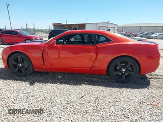 2011 Chevrolet Camaro 2LT z VIN 2G1FC1ED3B9194950, wystawiony jako IAAI lot #41816699 z przebiegiem 139 106 mil mil oraz . Historia ofert i sprzedaży dostępna na DreamBid. Obrazek 14.