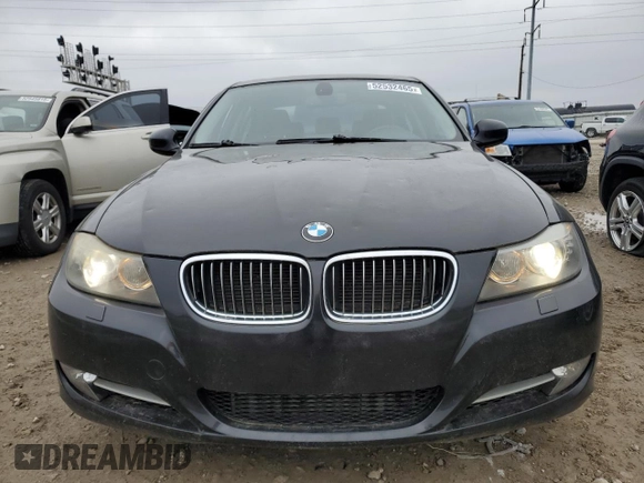 2009 BMW 3 Series 335i z VIN WBAPM73549A366759, wystawiony jako Copart lot #52532465 z przebiegiem 85 598 mil mil oraz Szkoda całkowita • Salvage title. Historia ofert i sprzedaży dostępna na DreamBid. Obrazek 5.