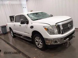 2016 Nissan Titan XD S with VIN 1N6AA1F46GN510414, listed as a IAAI auction lot 41882144 with 237,224 mi miles. Bid and sale history available at carsss.com. Image 1.