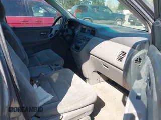 2000 Honda Odyssey EX with VIN 2HKRL1863YH008265, listed as a IAAI auction lot 42041096 with 157,694 mi miles and . Bid and sale history available at DreamBid. Image 5.