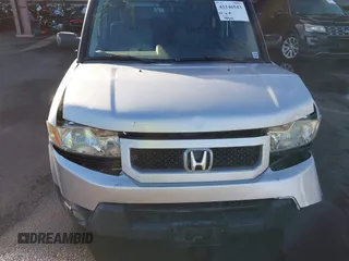 2011 Honda Element LX with VIN 5J6YH1H30BL001239, listed as a IAAI auction lot 41146543 with 98,302 mi miles and . Bid and sale history available at DreamBid. Image 6.