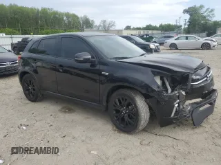 2019 Mitsubishi Outlander ES z VIN JA4AR3AU5KU028749, wystawiony jako Copart lot #52692835 z przebiegiem 122 439 mil mil oraz Szkoda całkowita • Salvage title. Historia ofert i sprzedaży dostępna na DreamBid. Obrazek 4.