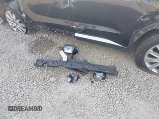 2025 Hyundai Palisade SEL z VIN KM8R24GE9SU861372, wystawiony jako IAAI lot #42079649 z przebiegiem 13 813 mil mil oraz . Historia ofert i sprzedaży dostępna na DreamBid. Obrazek 12.