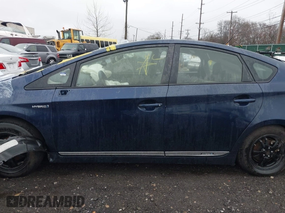 2013 Toyota Prius One with VIN JTDKN3DU4D1642620, listed as a IAAI auction lot 41950146 with Not Provided miles and . Bid and sale history available at DreamBid. Image 13.