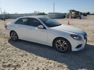 2016 Mercedes-Benz E-Class E 250 BlueTEC Luxury with VIN WDDHF0EB0GB233439, listed as a Copart auction lot 52009825 with 45,681 mi miles and Salvage Title. Bid and sale history available at carsss.com. Image 4.