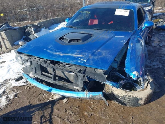 2015 Dodge Challenger R/T with VIN 2C3CDZAT4FH783167, listed as a IAAI auction lot 41637150 with 155,076 mi miles. Bid and sale history available at carsss.com. Image 6.
