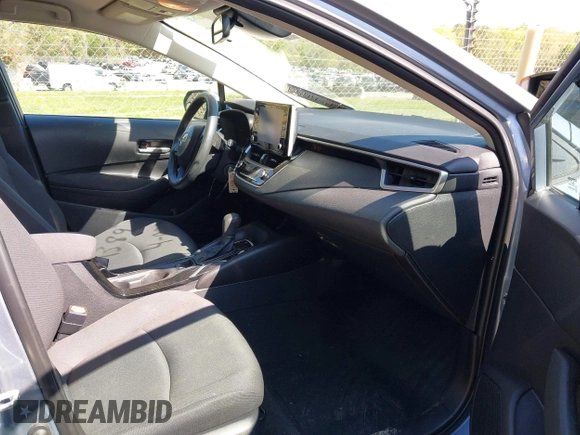 2021 Toyota Corolla LE with VIN 5YFEPMAE0MP245489, listed as a IAAI auction lot 41991250 with 69,297 mi miles and . Bid and sale history available at DreamBid. Image 5.