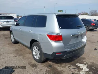 2013 Toyota Highlander with VIN 5TDZA3EH4DS045790, listed as a IAAI auction lot 41576845 with 216,668 mi miles and . Bid and sale history available at DreamBid. Image 3.
