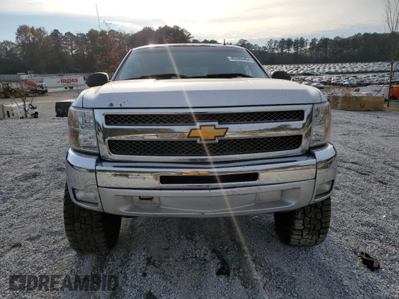 2013 Chevrolet Silverado 1500 LT with VIN 3GCPCSE04DG212962, listed as a Copart auction lot 83388404 with 232,507 mi miles and Salvage Title. Bid and sale history available at DreamBid. Image 5.