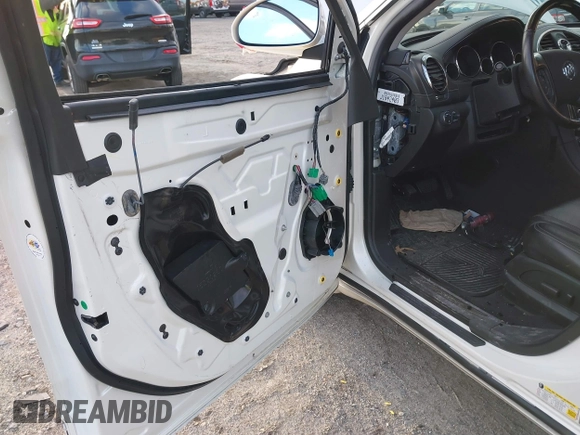 2015 Buick Enclave Leather with VIN 5GAKRBKD4FJ274350, listed as a IAAI auction lot 40986198 with 119,707 mi miles and . Bid and sale history available at DreamBid. Image 17.
