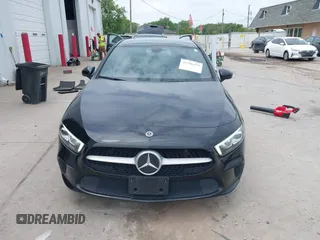 2021 Mercedes-Benz A 220 z VIN W1K3G4FB3MJ278745, wystawiony jako IAAI lot #42386479 z przebiegiem 33 282 mil mil oraz . Historia ofert i sprzedaży dostępna na DreamBid. Obrazek 12.