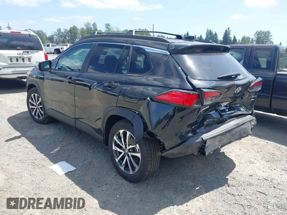 2025 Toyota Corolla Cross XLE with VIN 7MUDAABG4SV132327, listed as a IAAI auction lot 42500170 with 1,011 mi miles and . Bid and sale history available at DreamBid. Image 3.