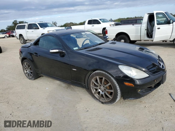 2008 Mercedes-Benz SLK-Class 3.0L with VIN WDBWK54F08F182595, listed as a Copart auction lot 82194674 with 0 mi miles and Non Repairable. Bid and sale history available at carsss.com. Image 4.