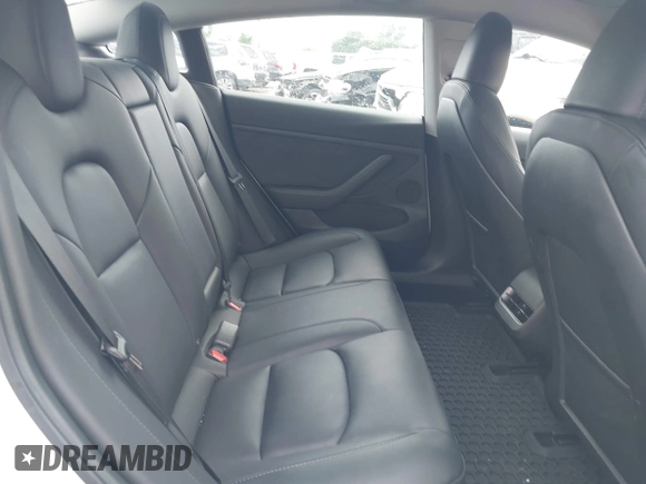 2023 Tesla Model 3 z VIN 5YJ3E1EA0PF511158, wystawiony jako IAAI lot #42210455 z przebiegiem 22 291 mil mil oraz . Historia ofert i sprzedaży dostępna na DreamBid. Obrazek 8.