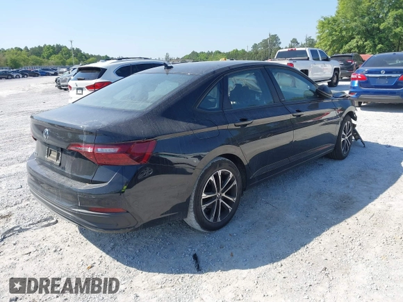 2024 Volkswagen Jetta Sport with VIN 3VWAM7BUXRM064443, listed as a IAAI auction lot 42049756 with 9,722 mi miles and . Bid and sale history available at DreamBid. Image 4.
