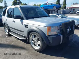 2005 Land Rover LR3 SE with VIN SALAA25495A301854, listed as a IAAI auction lot 41839807 with 79,263 mi miles. Bid and sale history available at carsss.com. Image 1.