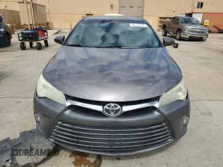 2015 Toyota Camry XLE z VIN 4T1BF1FK4FU060219, wystawiony jako Copart lot #58141715 z przebiegiem 256 926 mil mil oraz Czysty tytuł • Clean title. Historia ofert i sprzedaży dostępna na DreamBid. Obrazek 5.