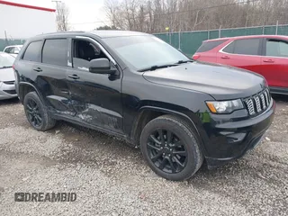 2017 Jeep Grand Cherokee Laredo with VIN 1C4RJFAG9HC882251, listed as a IAAI auction lot 41696710 with 129,627 mi miles and . Bid and sale history available at DreamBid. Image 1.