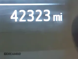 2017 Toyota Tacoma SR5 with VIN 3TMCZ5AN8HM063513, listed as a IAAI auction lot 40703177 with 42,323 mi miles and . Bid and sale history available at carsss.com. Image 16.