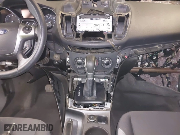 2014 Ford Escape S with VIN 1FMCU0F73EUB52663, listed as a IAAI auction lot 42092515 with 197,777 mi miles. Bid and sale history available at carsss.com. Image 15.
