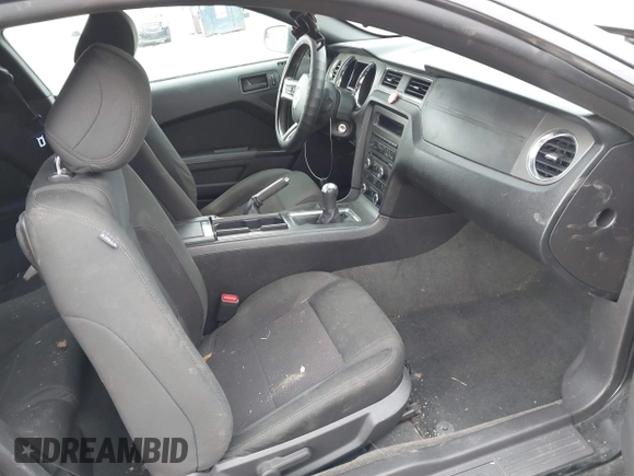 2014 Ford Mustang GT с VIN 1ZVBP8CF3E5283990, выставлен на аукционе IAAI как лот 41932636 с пробегом 94 315 миль миль и . История ставок и продаж доступна на DreamBid. Изображение 5.