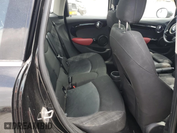 2016 MINI Hardtop 4 Door S z VIN WMWXU3C51G2B67610, wystawiony jako Copart lot #52743005 z przebiegiem 160 434 mil mil oraz Szkoda całkowita • Salvage title. Historia ofert i sprzedaży dostępna na DreamBid. Obrazek 10.