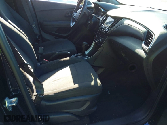 2019 Chevrolet Trax LS with VIN 3GNCJKSB6KL178934, listed as a IAAI auction lot 41772894 with 126,468 mi miles. Bid and sale history available at carsss.com. Image 5.
