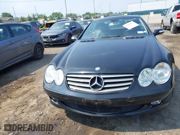 2005 Mercedes-Benz SL 500 with VIN WDBSK75F25F088450, listed as a IAAI auction lot 42424662 with 104,259 mi miles and . Bid and sale history available at DreamBid. Image 12.