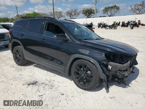 2021 GMC Terrain SLE z VIN 3GKALMEV8ML333938, wystawiony jako Copart lot #55214055 z przebiegiem 50 106 mil mil oraz Nie do naprawy • Non repairable. Historia ofert i sprzedaży dostępna na DreamBid. Obrazek 4.