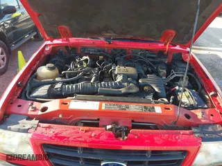 2002 Ford Ranger XL with VIN 1FTYR10D02TA29906, listed as a IAAI auction lot 41782082 with 197,563 mi miles. Bid and sale history available at carsss.com. Image 10.