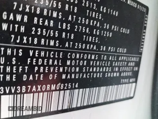 2024 Volkswagen Tiguan SE z VIN 3VV3B7AX0RM082514, wystawiony jako IAAI lot #42796136 z przebiegiem 27 247 mil mil oraz . Historia ofert i sprzedaży dostępna na DreamBid. Obrazek 19.