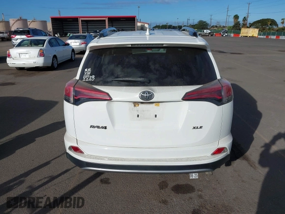 2018 Toyota RAV4 XLE with VIN JTMWFREV8JJ212450, listed as a IAAI auction lot 41425194 with 93,566 mi miles. Bid and sale history available at carsss.com. Image 15.