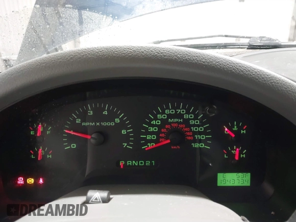 2005 Ford F-150 XLT with VIN 1FTPW14505FA67257, listed as a IAAI auction lot 41778749 with 194,373 mi miles. Bid and sale history available at carsss.com. Image 7.