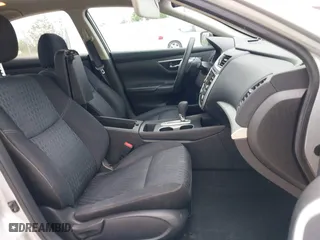 2016 Nissan Altima 2.5 S with VIN 1N4AL3AP4GN325116, listed as a IAAI auction lot 41918204 with 92,547 mi miles. Bid and sale history available at carsss.com. Image 5.