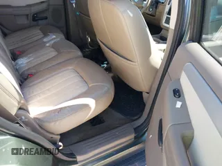 2002 Mercury Mountaineer z VIN 4M2ZU86E22UJ03164, wystawiony jako IAAI lot #42401137 z przebiegiem Nie podano mil oraz . Historia ofert i sprzedaży dostępna na DreamBid. Obrazek 8.
