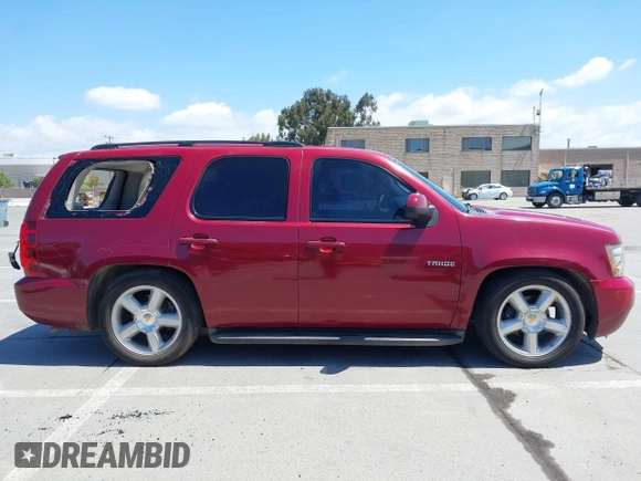 2007 Chevrolet Tahoe LS with VIN 1GNFC13J27R176900, listed as a IAAI auction lot 42115996 with Not provided miles and . Bid and sale history available at DreamBid. Image 13.