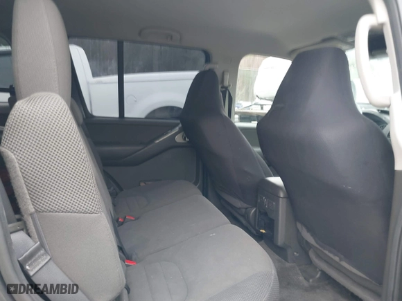 2012 Nissan Pathfinder SV with VIN 5N1AR1NN2CC602000, listed as a IAAI auction lot 41139657 with 161,028 mi miles. Bid and sale history available at carsss.com. Image 8.