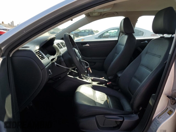 2011 Volkswagen Jetta SE with VIN 3VWDZ7AJ8BM323670, listed as a Copart auction lot 50745805 with 134,848 mi miles and Clean title. Bid and sale history available at DreamBid. Image 7.