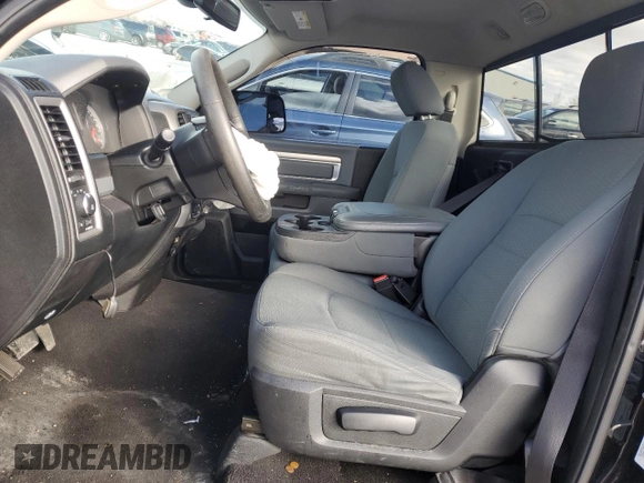 2014 Ram 1500 Tradesman z VIN 3C6JR7AT6EG178677, wystawiony jako Copart lot #47951635 z przebiegiem Nie podano mil oraz Czysty tytuł • Clean title. Historia ofert i sprzedaży dostępna na DreamBid. Obrazek 7.