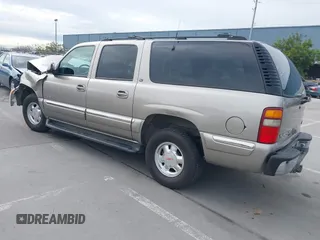 2000 GMC Yukon XL SLT with VIN 3GKFK16T8YG214595, listed as a IAAI auction lot 41718828 with 289,483 mi miles. Bid and sale history available at carsss.com. Image 3.