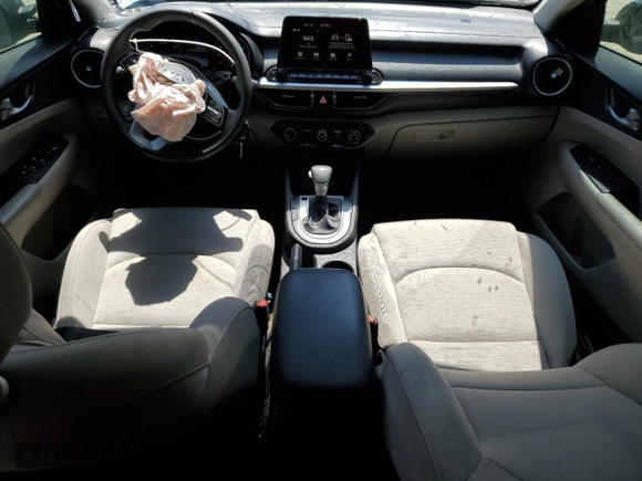 2021 Kia Forte LXS with VIN 3KPF24AD1ME340977, listed as a Copart auction lot 53044505 with 73,829 mi miles and Salvage title. Bid and sale history available at DreamBid. Image 8.