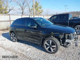 2022 Audi Q5 S line Premium Plus with VIN WA1EAAFY6N2054883, listed as a IAAI auction lot 41172425 with 39,728 mi miles. Bid and sale history available at carsss.com. Image 14.