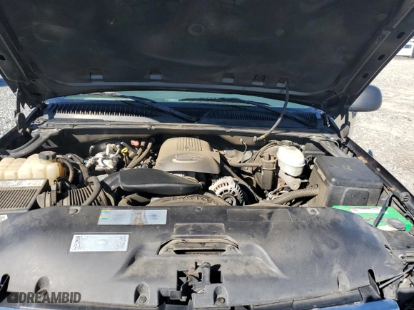 2004 GMC Sierra 1500 Crew Cab SLE with VIN 2GTEK13T641395632, listed as a Copart auction lot 45746315 with 242,062 mi miles and Salvage Title. Bid and sale history available at carsss.com. Image 12.