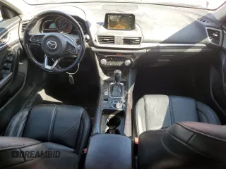 2018 Mazda 3 Touring z VIN 3MZBN1L3XJM170349, wystawiony jako Copart lot #55283645 z przebiegiem 167 930 mil mil oraz Szkoda całkowita • Salvage title. Historia ofert i sprzedaży dostępna na DreamBid. Obrazek 8.