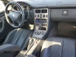 2001 Mercedes-Benz SLK-Class Kompressor with VIN WDBKK49F61F187940, listed as a Copart auction lot 76110434 with 95,053 mi miles and Clean Title. Bid and sale history available at carsss.com. Image 10.