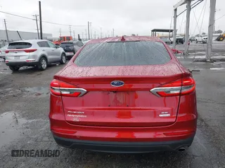 2019 Ford Fusion SE with VIN 3FA6P0HD0KR104302, listed as a IAAI auction lot 41550333 with 73,894 mi miles. Bid and sale history available at carsss.com. Image 16.