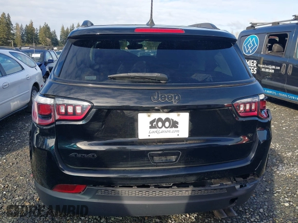 2020 Jeep Compass Latitude z VIN 3C4NJDBB6LT164241, wystawiony jako IAAI lot #41502823 z przebiegiem 75 314 mil mil oraz . Historia ofert i sprzedaży dostępna na DreamBid. Obrazek 17.